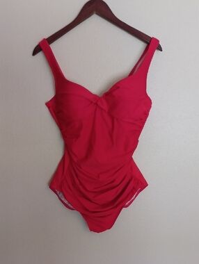 Miraclesuit Rock Solid Wrapsody Shaping Swimsuit One Piece Plus Size 14 Red